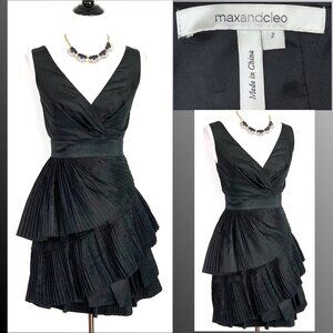Max & Cleo Black Pleated Tiered Fit & Flare Coctail Party Prom Dress Sz 2